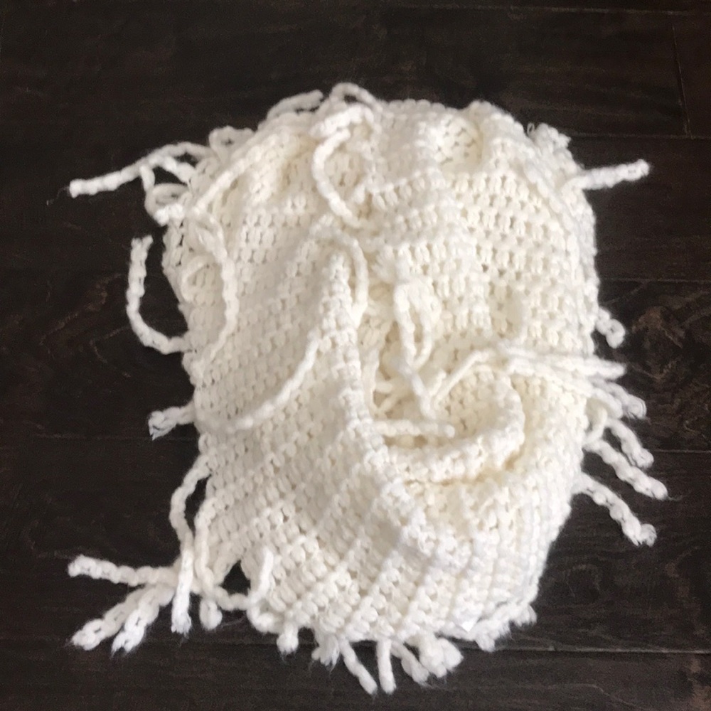 Infinity scarf